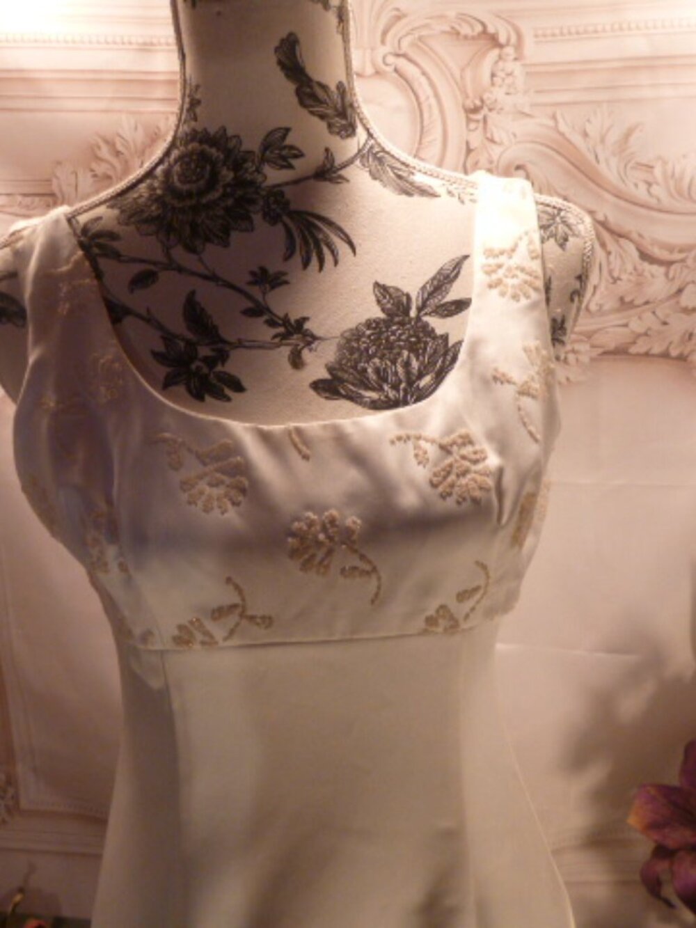 Zum Zum.  Ivory gown.